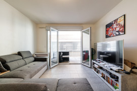 
                                                                                        Vente
                                                                                         .