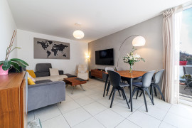 
                                                                                        Vente
                                                                                         .