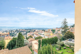 
                                                                                        Vente
                                                                                         .