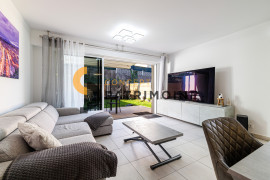 
                                                                                        Vente
                                                                                         .