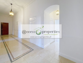 
                                                                                        Vente
                                                                                         .