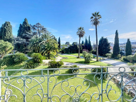 
                                                                                        Vente
                                                                                         .