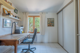 
                                                                                        Vente
                                                                                         .