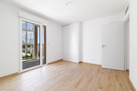 
                                                                                        Vente
                                                                                         .