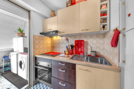 
                                                                                        Vente
                                                                                         .