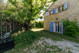 
                                                                                        Vente
                                                                                         .