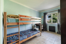 
                                                                                        Vente
                                                                                         .