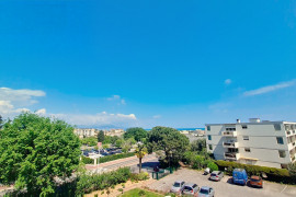 
                                                                                        Vente
                                                                                         .