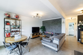 
                                                                                        Vente
                                                                                         .