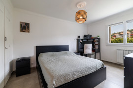 
                                                                                        Vente
                                                                                         .