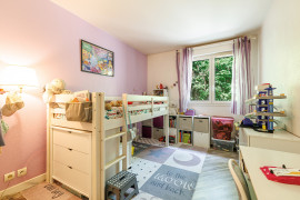 
                                                                                        Vente
                                                                                         .