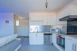 
                                                                                        Vente
                                                                                         .