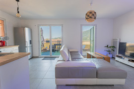 
                                                                                        Vente
                                                                                         .