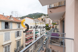 
                                                                                        Vente
                                                                                         .