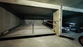 
                                                                                        Vente
                                                                                         .