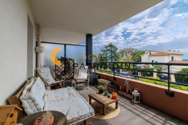 
                                                                                        Vente
                                                                                         .