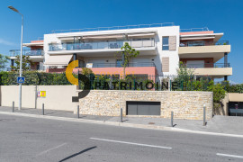 
                                                                                        Vente
                                                                                         .