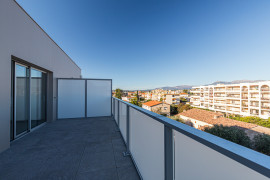 
                                                                                        Location
                                                                                         .