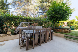 
                                                                                        Vente
                                                                                         .