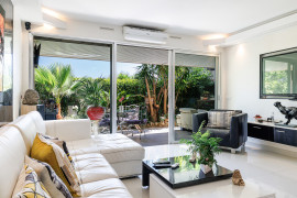 
                                                                                        Vente
                                                                                         .