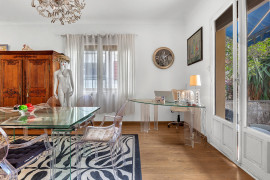 
                                                                                        Vente
                                                                                         .