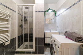 
                                                                                        Vente
                                                                                         .