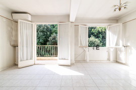 
                                                                                        Vente
                                                                                         .