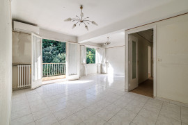 
                                                                                        Vente
                                                                                         .