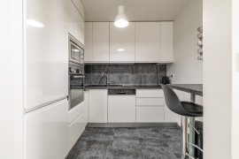 
                                                                                        Vente
                                                                                         .