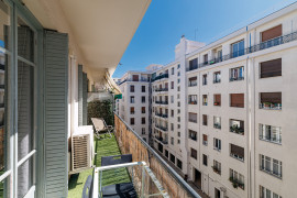 
                                                                                        Vente
                                                                                         .