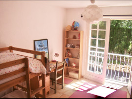 
                                                                                        Vente
                                                                                         .