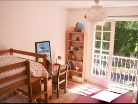 
                                                                                        Vente
                                                                                         .