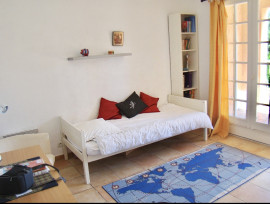 
                                                                                        Vente
                                                                                         .