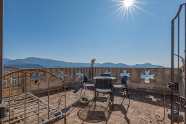 
                                                                                        Vente
                                                                                         .