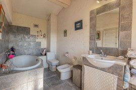 
                                                                                        Vente
                                                                                         .