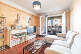 
                                                                                        Vente
                                                                                         .