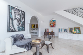 
                                                                                        Location
                                                                                         .