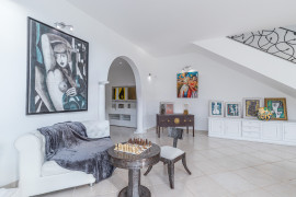 
                                                                                        Location
                                                                                         .