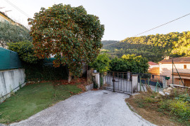 
                                                                                        Vente
                                                                                         .