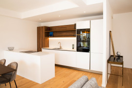 
                                                                                        Vente
                                                                                         .