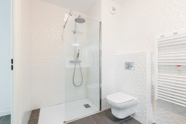 
                                                                                        Vente
                                                                                         .