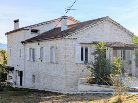 
                                                                                        Vente
                                                                                         .