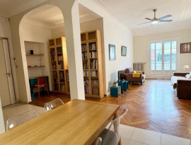 
                                                                                        Vente
                                                                                         .