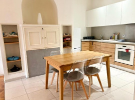 
                                                                                        Vente
                                                                                         .