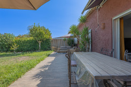 
                                                                                        Vente
                                                                                         .