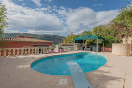 Vente
                                                                                .