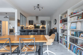 Vente
                                                                                .