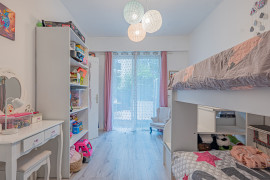 Vente
                                                                                .