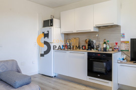 
                                                                                        Vente
                                                                                         .