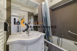 
                                                                                        Vente
                                                                                         .